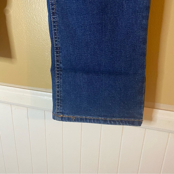 Frye Women’s Cuffed Cropped Jean Size 9/30 Dark Blue Denim - Picture 10 of 14